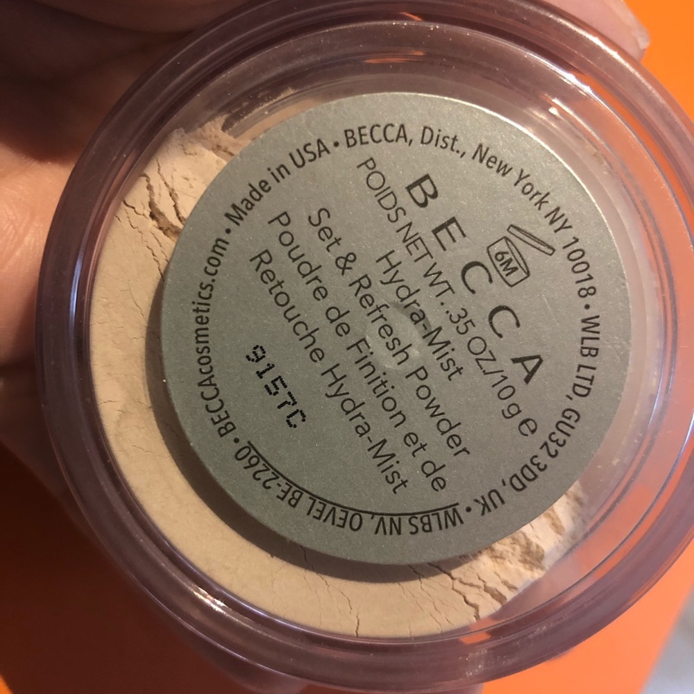 Becca Setting Powder - Picture 2 of 2